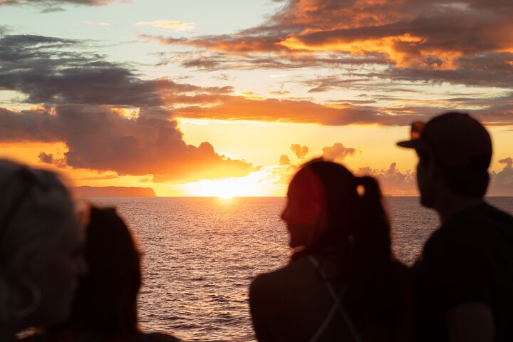 カウアイ島ナパリ海岸のサンセットディナークルーズ、写真16 | wizardtrip