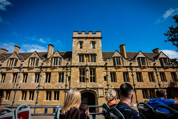 Visite en bus à arrêts multiples à Oxford, présentant des monuments historiques et des collèges universitaires, photo 19 | wizardtrip