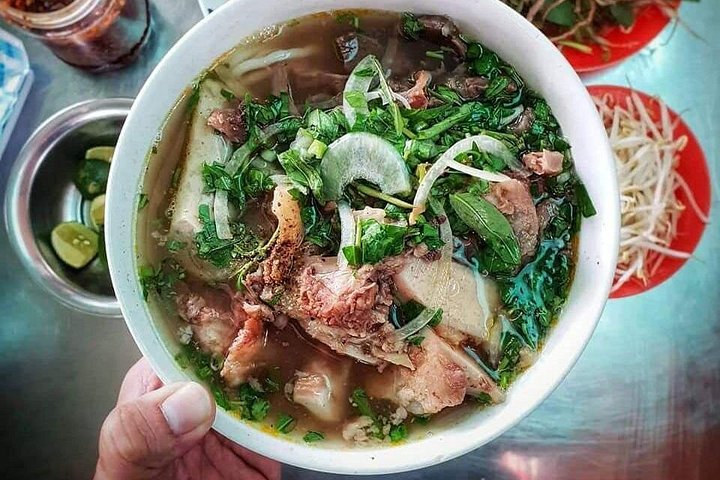 Authentische Streetfood-Tour in Ho Chi Minh Stadt mit dem Motorrad, Verkostung lokaler Gerichte, Foto 8 | wizardtrip