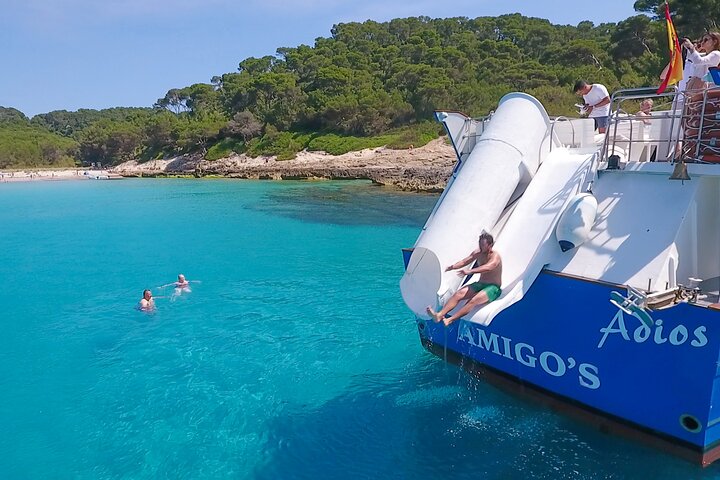 Bådtur langs Menorcas sydkyst, besøg smukke strande som Cala Turqueta og Cala Macarella, foto 6 | wizardtrip