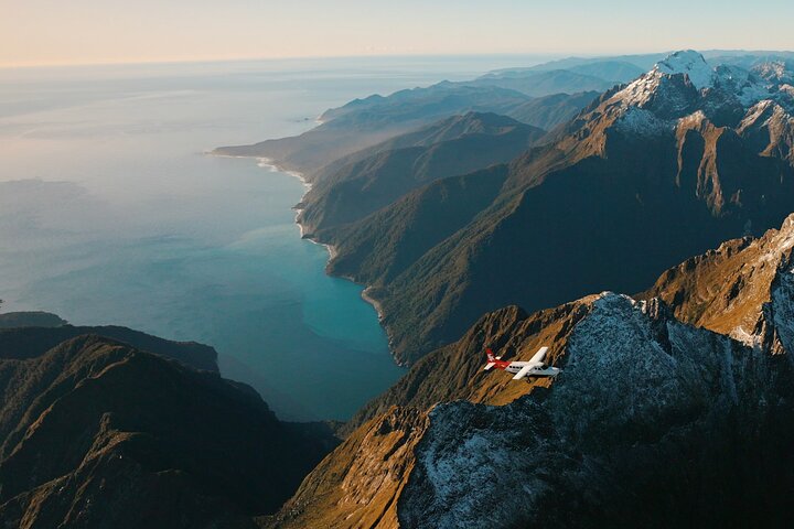 Vuelo panorámico y crucero de aventura a Milford Sound desde Queenstown, Nueva Zelanda, foto 6 | wizardtrip