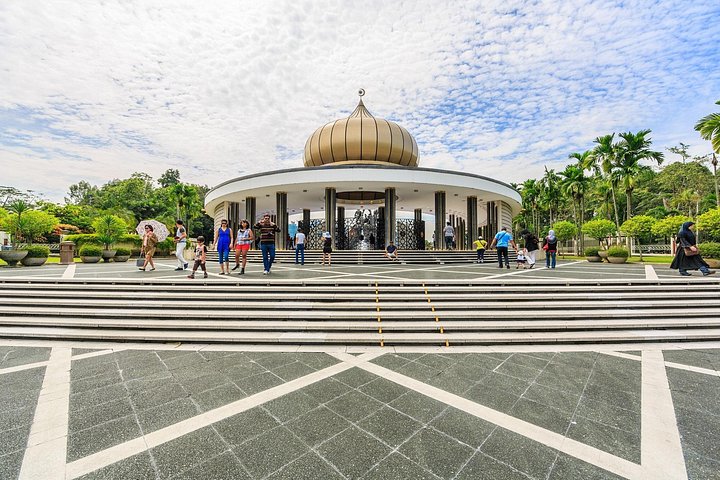 Tour privado pelos marcos icónicos de Kuala Lumpur, incluindo as Torres Petronas e as Cavernas de Batu, foto 14 | wizardtrip
