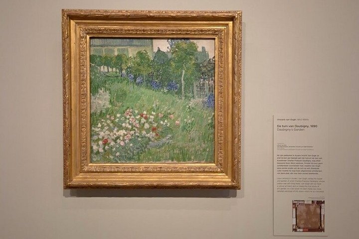Small group guided tour of Van Gogh Museum masterpieces in Amsterdam, photo 21 | wizardtrip