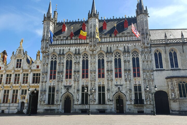 Geführte Tour durch Brügge mit Bootsfahrt auf Kanälen, historischen Gebäuden und Schokoladenverkostung, Foto 24 | wizardtrip