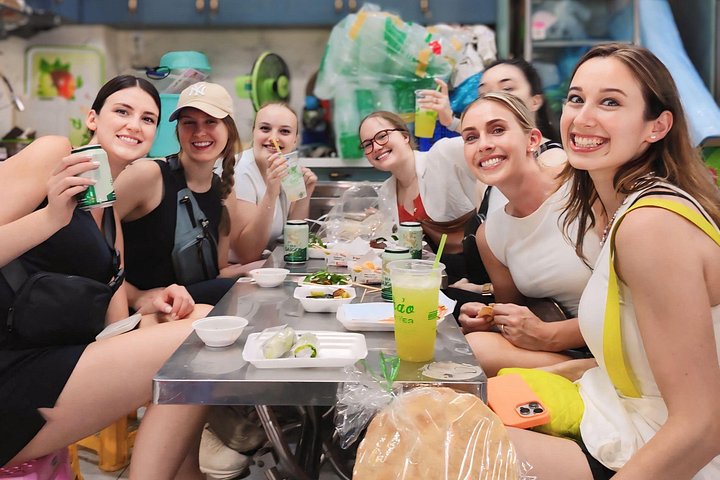 Ho Chi Minh City motortour met lokale gerechten en drankjes, foto 8 | wizardtrip