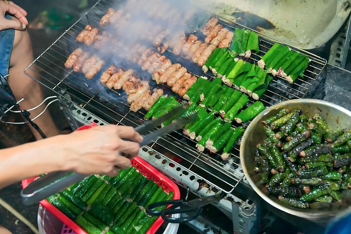 Tour de street food primé à Ho Chi Minh-Ville avec des chauffrices sur des scooters, photo 9 | wizardtrip