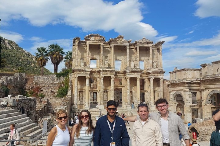 FOR CRUISERS: Ephesus & Virgin Mary Tour with Entry Fees & Lunch | wizardtrip