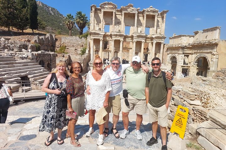 Verken het oude Efeze en het Huis van de Maagd Maria tijdens een begeleide tour vanuit de haven van Kusadasi, foto 6 | wizardtrip