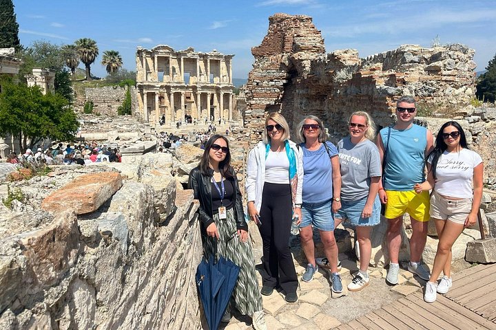 Verken het oude Efeze en het Huis van de Maagd Maria tijdens een begeleide tour vanuit de haven van Kusadasi, foto 18 | wizardtrip