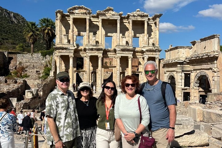 Verken het oude Efeze en het Huis van de Maagd Maria tijdens een begeleide tour vanuit de haven van Kusadasi, foto 21 | wizardtrip