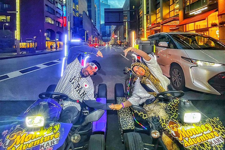 Sensatiezoekers genieten van een levendige go-kart tour langs beroemde bezienswaardigheden van Tokio zoals Skytree en Akihabara, foto 9 | wizardtrip
