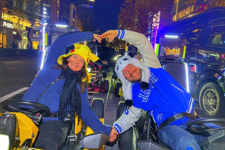 Tour en go-kart por distritos icónicos de Tokio como Shibuya Crossing, con karts personalizados y oportunidades fotográficas, foto 16 | wizardtrip