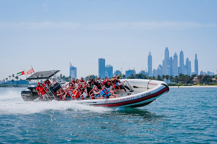 Experience a thrilling speedboat tour in Dubai, showcasing the Marina, Palm Jumeirah, and Burj Al Arab, photo 11 | wizardtrip
