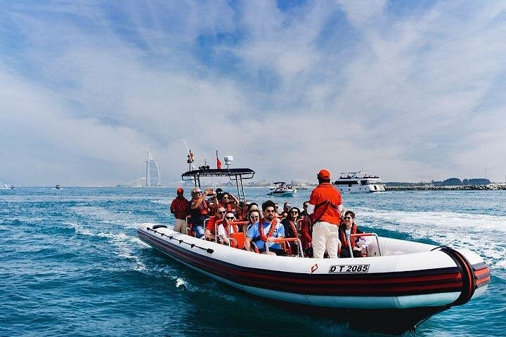 Experience a thrilling speedboat tour in Dubai, showcasing the Marina, Palm Jumeirah, and Burj Al Arab, photo 12 | wizardtrip