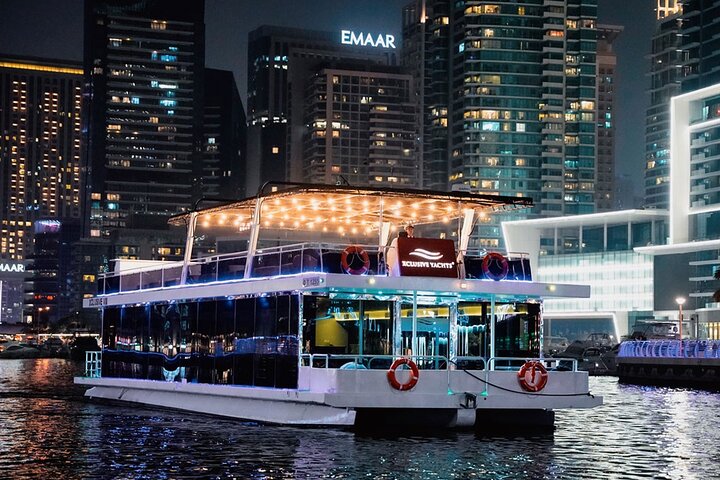 Dubai: 1-Hour Ain Boat Sightseeing Cruise | wizardtrip