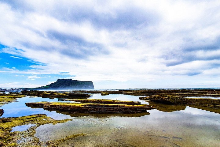 Explorez la côte Est de Jeju : sites UNESCO, plongeuses Haenyeo, cratères volcaniques et tubes de lave, photo 29 | wizardtrip