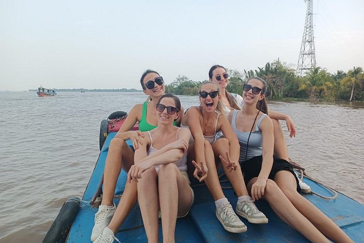Explore the vibrant Mekong Delta with a 2-day homestay, cycling, kayaking, and cultural experiences in Vietnam, photo 12 | wizardtrip