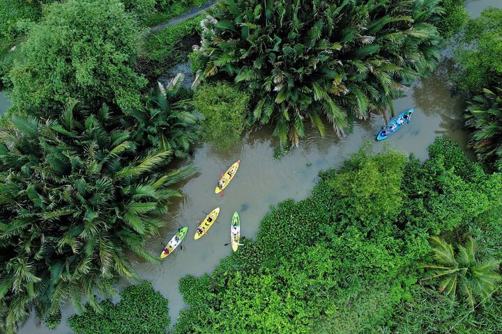 Explore the vibrant Mekong Delta with a 2-day homestay, cycling, kayaking, and cultural experiences in Vietnam, photo 34 | wizardtrip