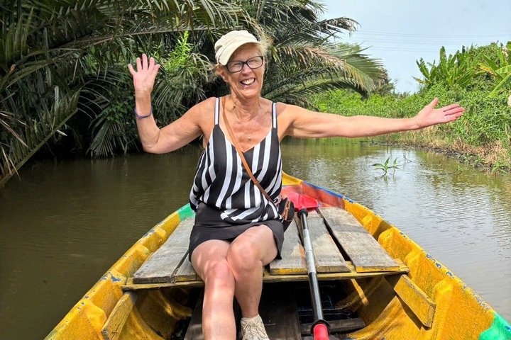 Explore the vibrant Mekong Delta with a 2-day homestay, cycling, kayaking, and cultural experiences in Vietnam, photo 38 | wizardtrip