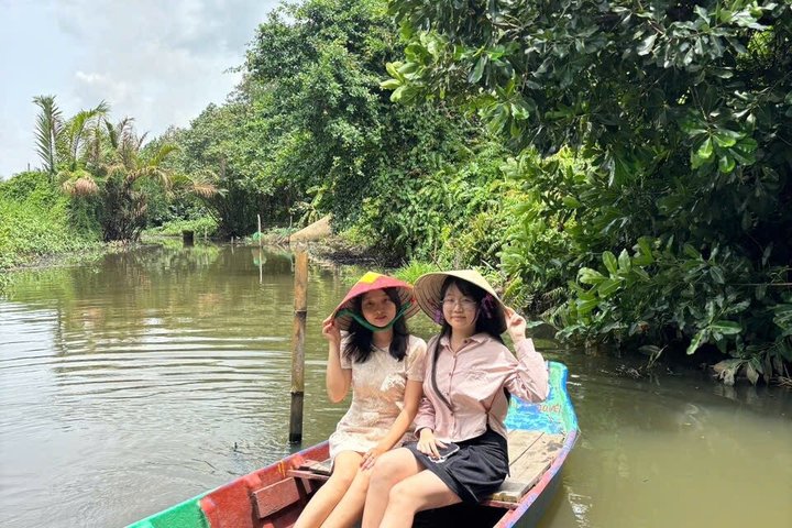 Explore the vibrant Mekong Delta with a 2-day homestay, cycling, kayaking, and cultural experiences in Vietnam, photo 39 | wizardtrip