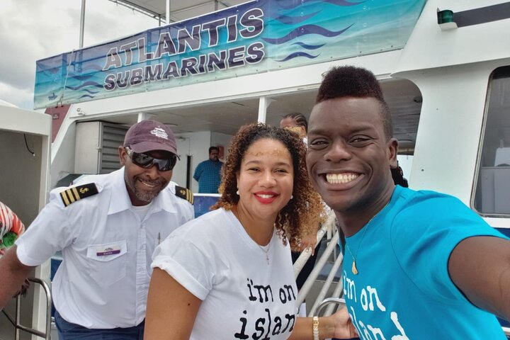 Erkunden Sie die lebendige Unterwasserwelt von Barbados auf einer U-Boot-Tour und entdecken Sie Meereslebewesen und Schiffswracks, Foto 6 | wizardtrip