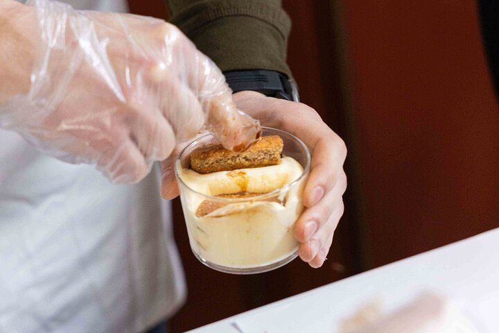 Impara a preparare pizza e tiramisù a Roma con uno chef professionista, foto 11 | wizardtrip
