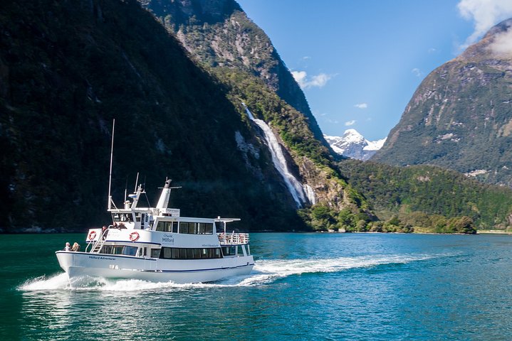 Milford NZ Kleine Boetiek Cruise Ervaring | wizardtrip