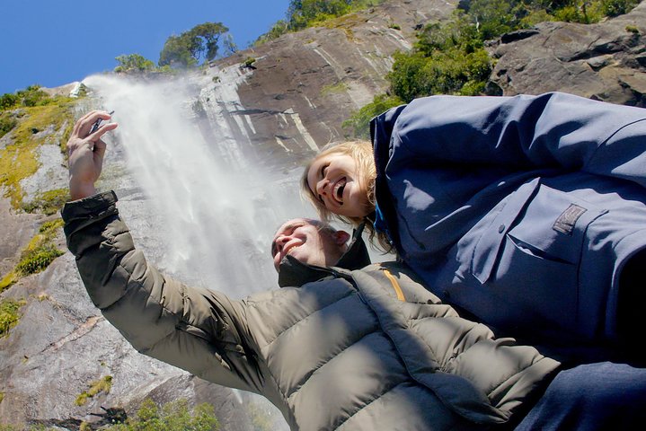 Luksus krydstogt gennem de fantastiske fjorde i Milford Sound, New Zealand, foto 6 | wizardtrip