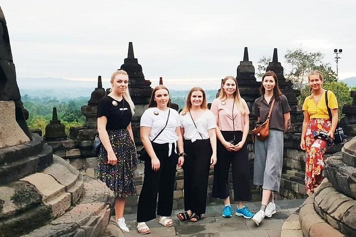 Full-day tour of Borobudur sunrise, Merapi Volcano, and Prambanan temples in Yogyakarta, Indonesia, photo 7 | wizardtrip