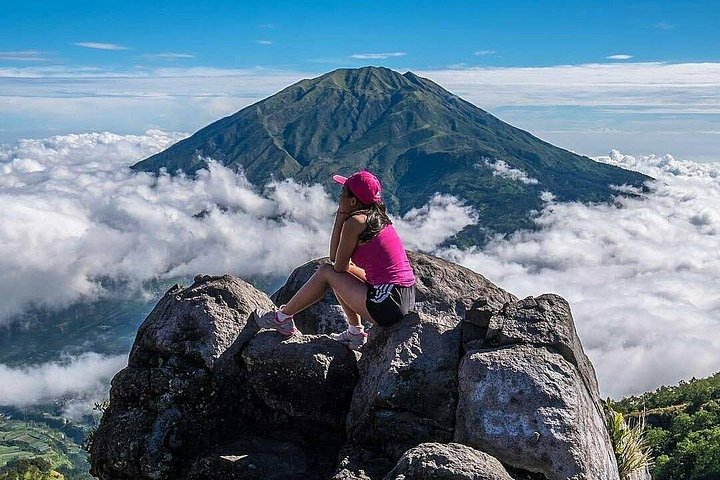 Full-day tour of Borobudur sunrise, Merapi Volcano, and Prambanan temples in Yogyakarta, Indonesia, photo 18 | wizardtrip