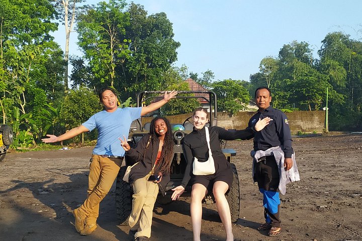 Full-day tour of Borobudur sunrise, Merapi Volcano, and Prambanan temples in Yogyakarta, Indonesia, photo 26 | wizardtrip