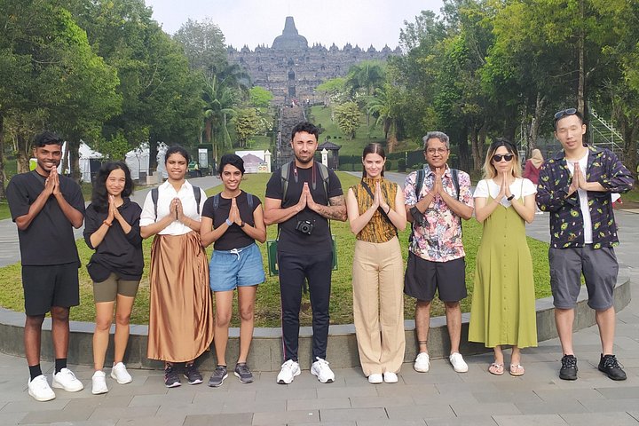 Full-day tour of Borobudur sunrise, Merapi Volcano, and Prambanan temples in Yogyakarta, Indonesia, photo 30 | wizardtrip