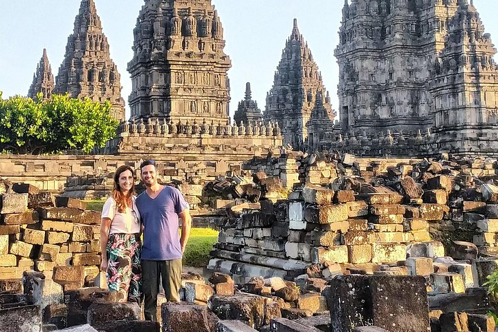 Full-day tour of Borobudur sunrise, Merapi Volcano, and Prambanan temples in Yogyakarta, Indonesia, photo 32 | wizardtrip