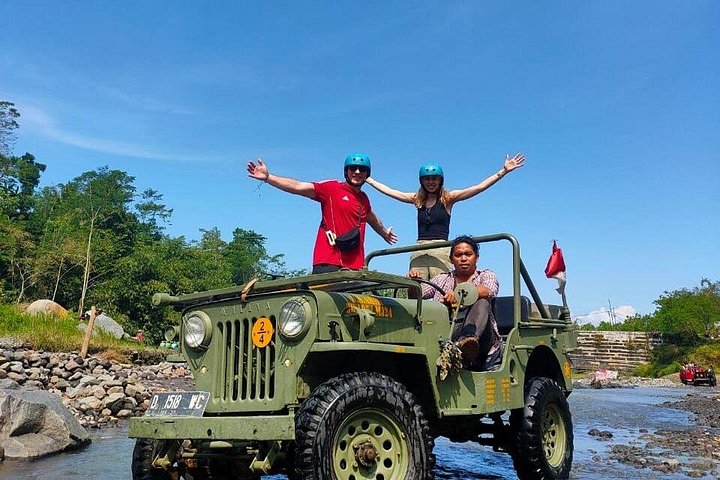 Full-day tour of Borobudur sunrise, Merapi Volcano, and Prambanan temples in Yogyakarta, Indonesia, photo 36 | wizardtrip