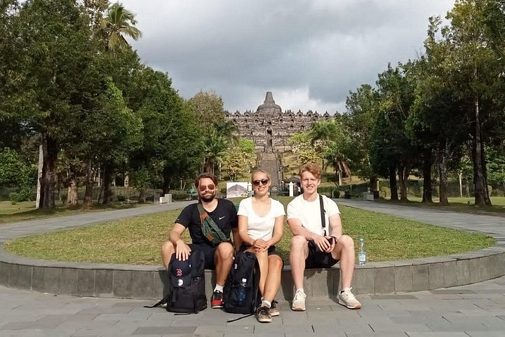 Full-day tour of Borobudur sunrise, Merapi Volcano, and Prambanan temples in Yogyakarta, Indonesia, photo 39 | wizardtrip