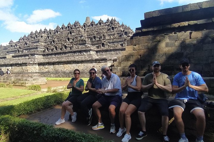 Full-day tour of Borobudur sunrise, Merapi Volcano, and Prambanan temples in Yogyakarta, Indonesia, photo 42 | wizardtrip