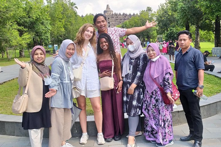 Verken oude boeddhistische en hindoeïstische tempels in Yogyakarta, Indonesië, waaronder Borobudur en Prambanan, foto 16 | wizardtrip