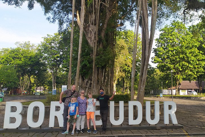 Verken oude boeddhistische en hindoeïstische tempels in Yogyakarta, Indonesië, waaronder Borobudur en Prambanan, foto 21 | wizardtrip