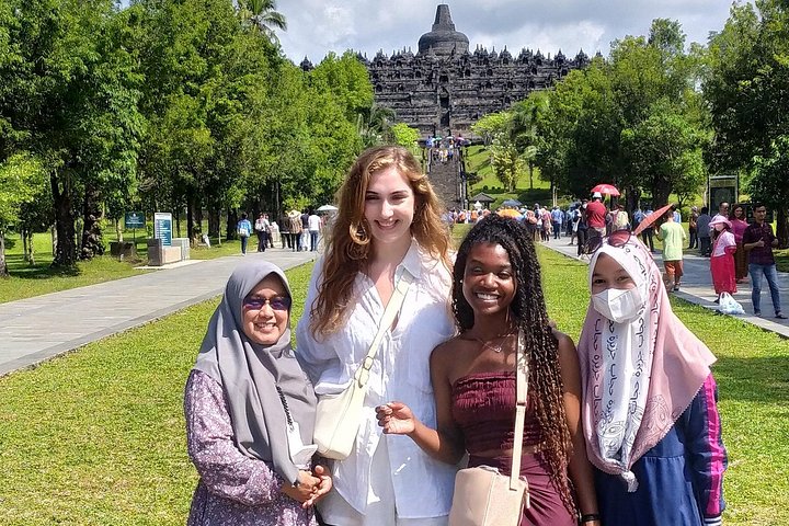 Verken oude boeddhistische en hindoeïstische tempels in Yogyakarta, Indonesië, waaronder Borobudur en Prambanan, foto 30 | wizardtrip