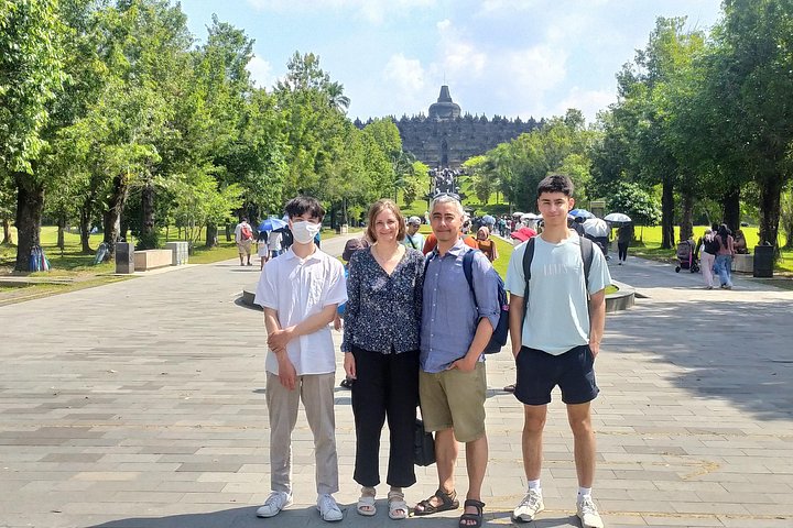 Verken oude boeddhistische en hindoeïstische tempels in Yogyakarta, Indonesië, waaronder Borobudur en Prambanan, foto 36 | wizardtrip
