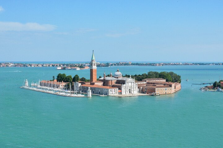 Guided tour of Doge's Palace and St. Mark's Basilica in Venice, Italy, photo 16 | wizardtrip