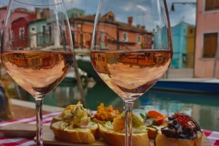 Tour guidato del vetro di Murano e delle case colorate di Burano a Venezia, foto 22 | wizardtrip