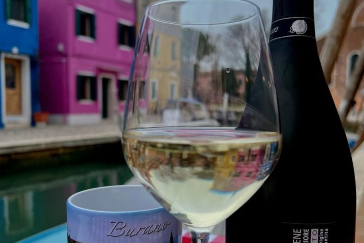 Tour guidato del vetro di Murano e delle case colorate di Burano a Venezia, foto 25 | wizardtrip