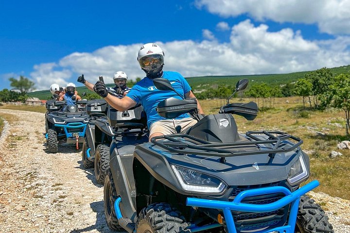 Erleben Sie ein aufregendes ATV Quad Safari Abenteuer durch die malerischen Landschaften von Split, Kroatien, Foto 23 | wizardtrip