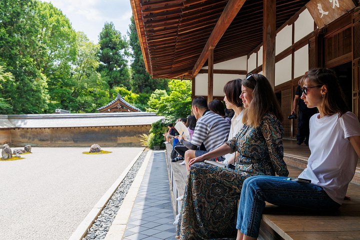 Private guided tour of Kyoto's iconic temples, shrines, and districts, photo 10 | wizardtrip