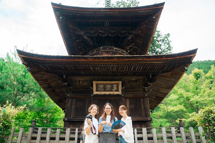 Private guided tour of Kyoto's iconic temples, shrines, and districts, photo 24 | wizardtrip