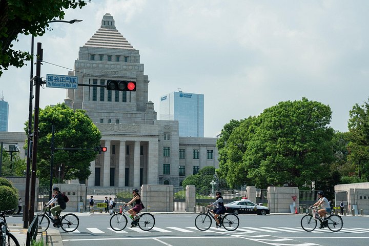 Udforsk Tokyos livlige gader og ikoniske vartegn på en elcykeltur, foto 6 | wizardtrip