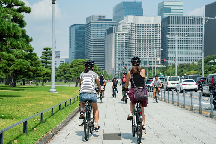 Udforsk Tokyos livlige gader og ikoniske vartegn på en elcykeltur, foto 7 | wizardtrip