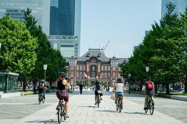 Udforsk Tokyos livlige gader og ikoniske vartegn på en elcykeltur, foto 13 | wizardtrip