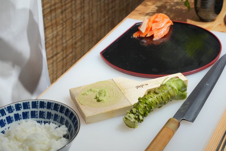 Experience Tokyo's Tsukiji Fish Market and a sushi-making class with a professional chef, photo 27 | wizardtrip